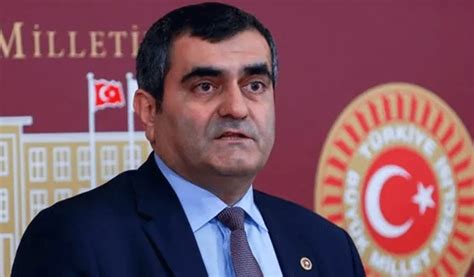 CHP’li Özgür Özel: İstanbul’da kongreyi kaçırıyorlar